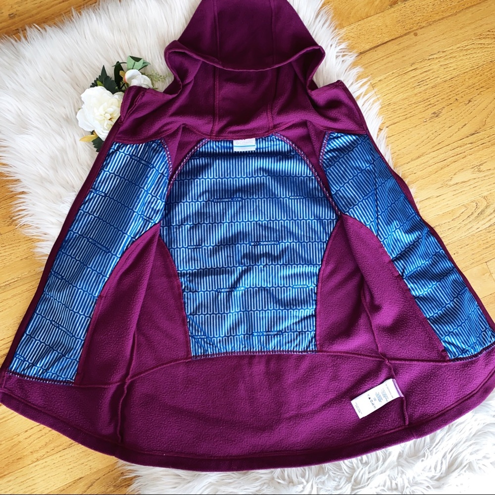 Columbia Lightweight Fleece Vest with Thermal Coil - Picture 2 of 4